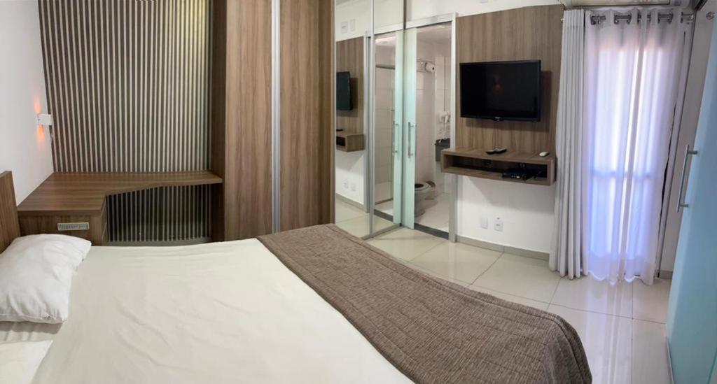Flat Bristol Hotel, Muito Confortavel ゴイアニア エクステリア 写真